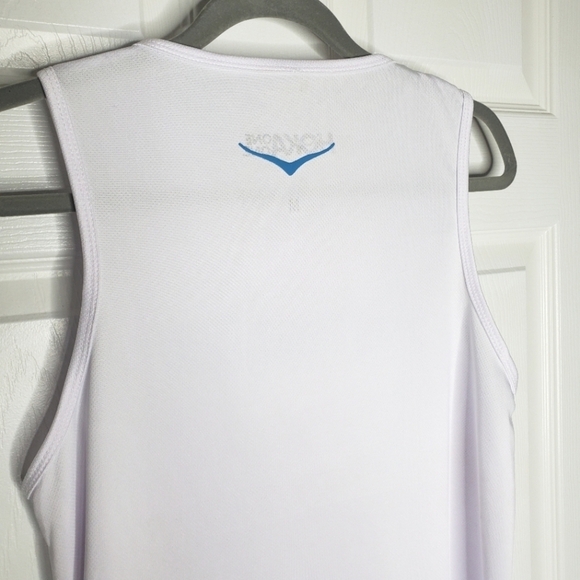 Hoka One One White Running Jersey Graphic Logo Tank Top - Picture 4 of 5